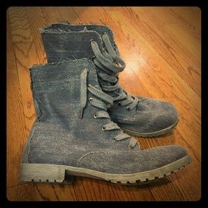 WANTED Combat Boot NWOT Charcoal Distressed Denim
